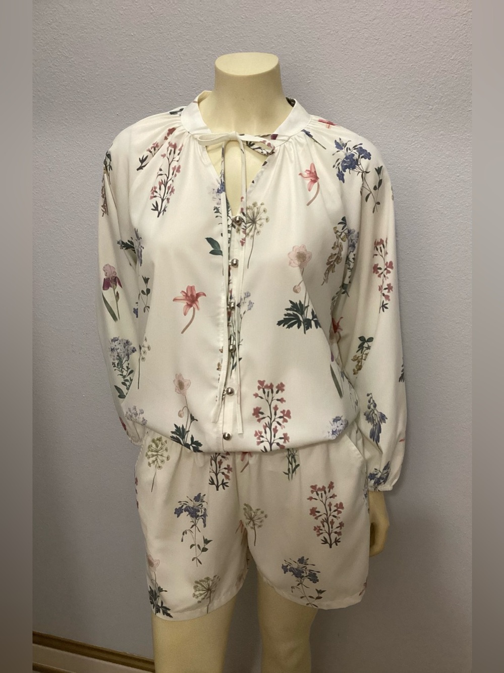 Floral Blouse in Ivory with Multicolor Print and Matching Shorts with Pockets
